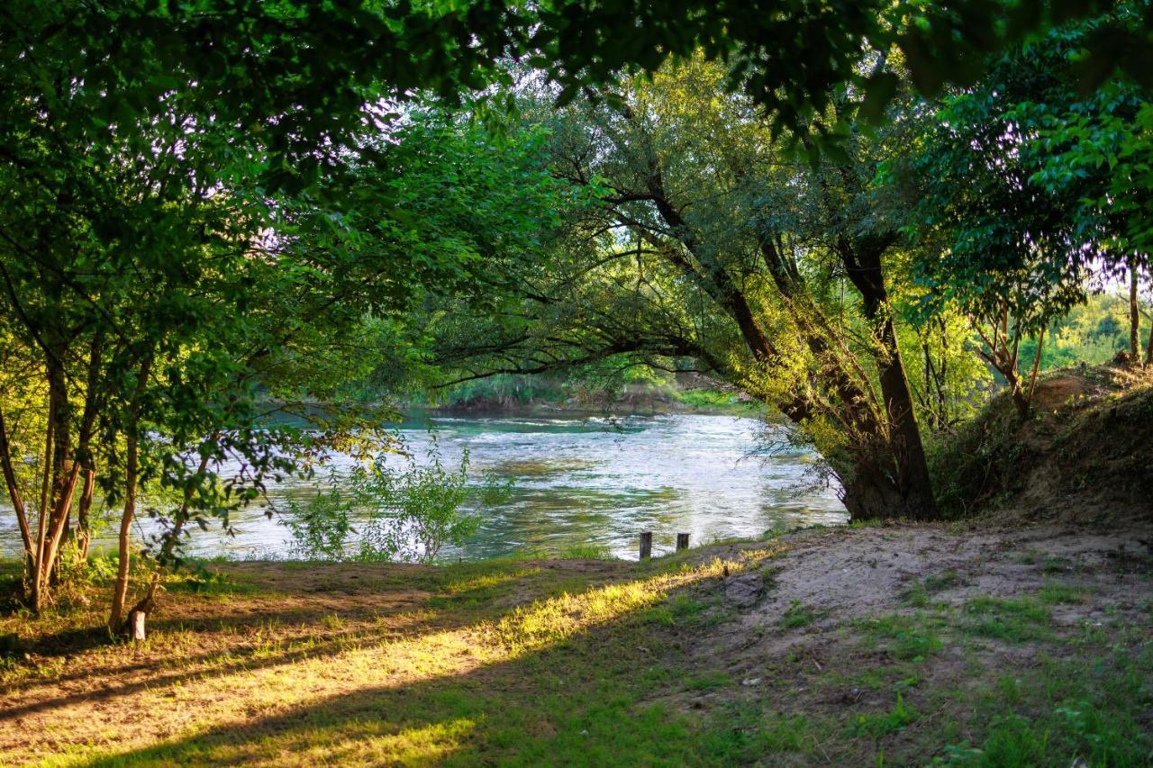 Resort La Familia Bihac Luaran gambar