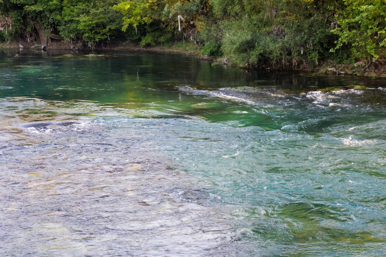 Resort La Familia Bihac Luaran gambar